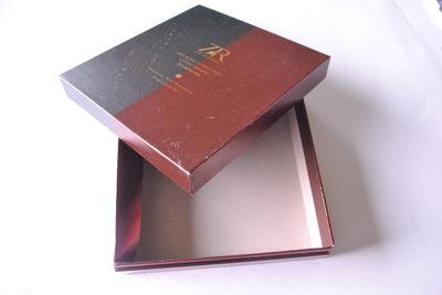 【工廠提供個(gè)性條紋禮盒定制】價(jià)格,廠家,圖片,禮品盒、禮品袋,廣州萬形紙品包裝-